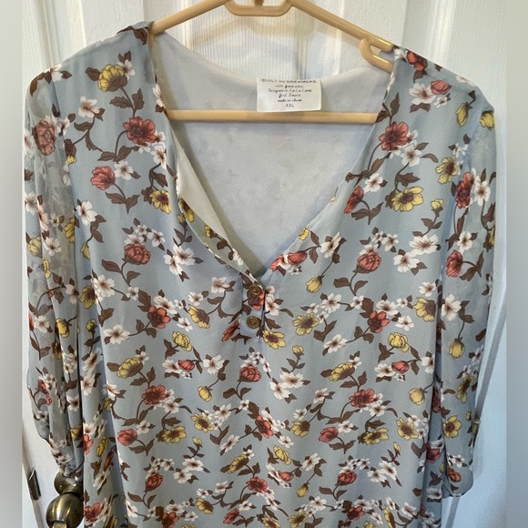 Built by Dreamers XXL sheer floral blue with liner. 2/3 sleeves. - Picture 5 of 9